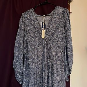 Long dress. Brand new size medium